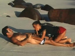 Melanie Has Hardcore Oral and Anal Sex on the Beach with Her Man