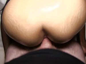 Buttplug Holds the Cum Inside